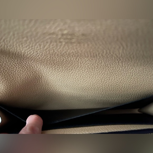 Emilie Wallet - Monogram Empreinte Leather
Black - Picture 12 of 15